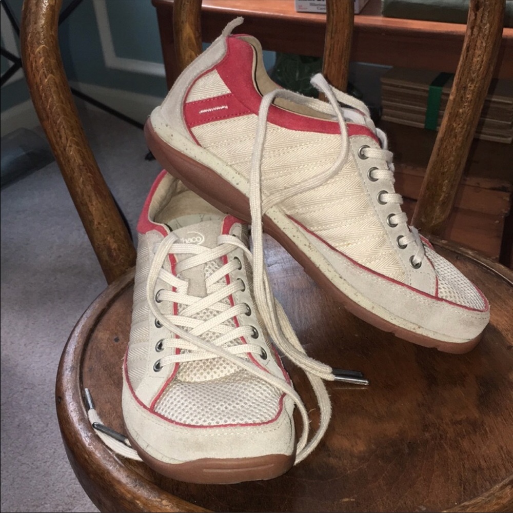 Chaco tennis shoes